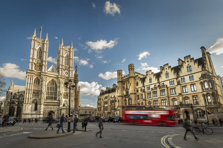 WWII London Walking Tour & Churchill War Rooms Ticket — Westminster History Experience photo 2