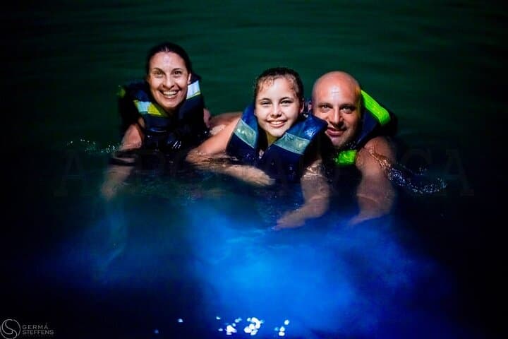 Full-Day Isla Barú Adventure: Snorkel, Mangroves & Bioluminescent Plankton photo 3