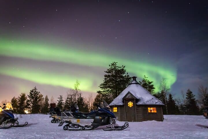 Chasing the Northern Lights on Snowmobiles in Levi’s Arctic Wilderness photo 3