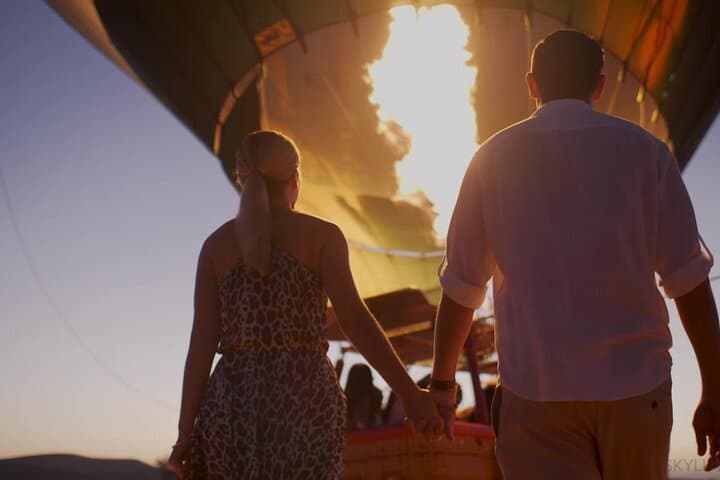 Dubai Desert Hot Air Balloon Ride with Falcon Show and Camel Encounter photo 3