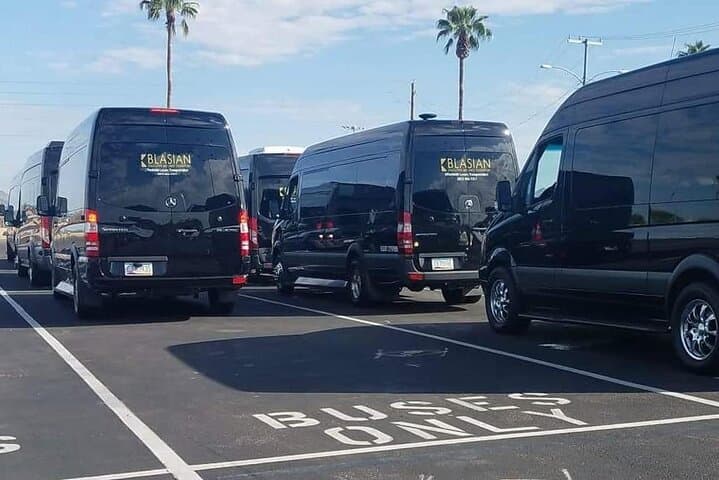 Phoenix Sky Harbor Private Sedan Transfer — PHX Round-Trip Sedan Transportation photo 4