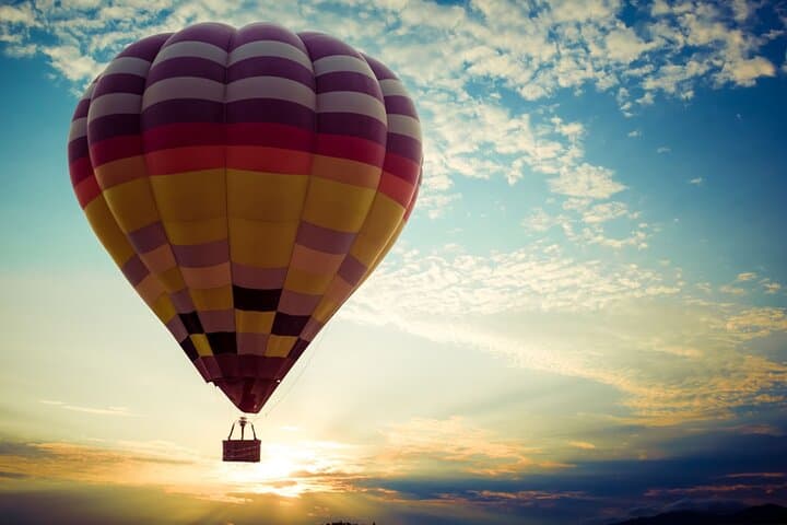 Dubai Desert Hot Air Balloon Sunrise Flight — Half-Day Experience photo 4