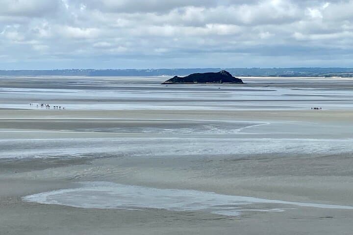 Mont Saint-Michel and Normandy D-Day Express: Full-Day from Paris photo 5