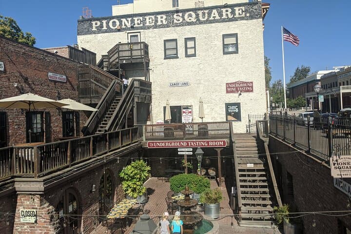 Old Sacramento Scavenger Hunt: Interactive Walking Game Through Historic Riverfront photo 3