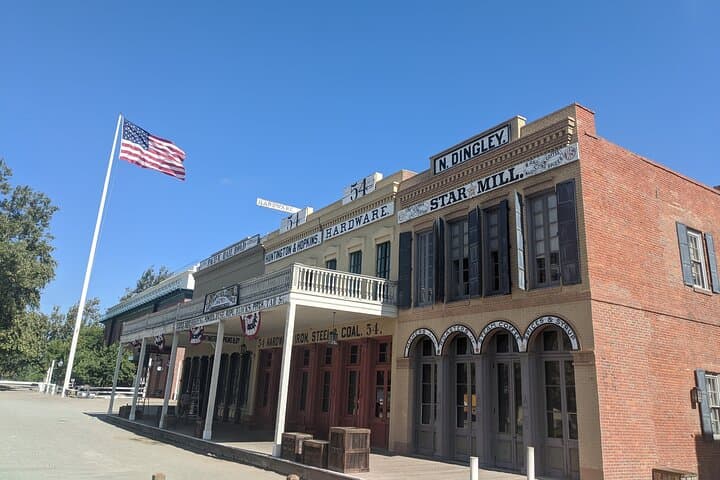 Old Sacramento Scavenger Hunt: Interactive Walking Game Through Historic Riverfront photo 4