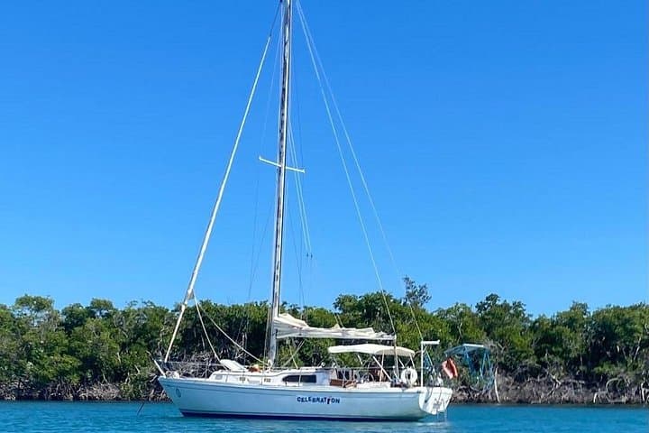 Private Day Sail to Jobos Bay and Cayo Caribe from Guayama photo 2