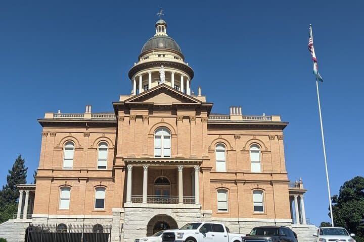 Self-Guided Old Town Auburn Scavenger Hunt: Smartphone Walking Tour of Historic Auburn photo 3