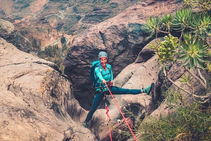 Dry Canyoning in Barranco de Las Vacas — Half-Day Adventure, Gran Canaria photo 5