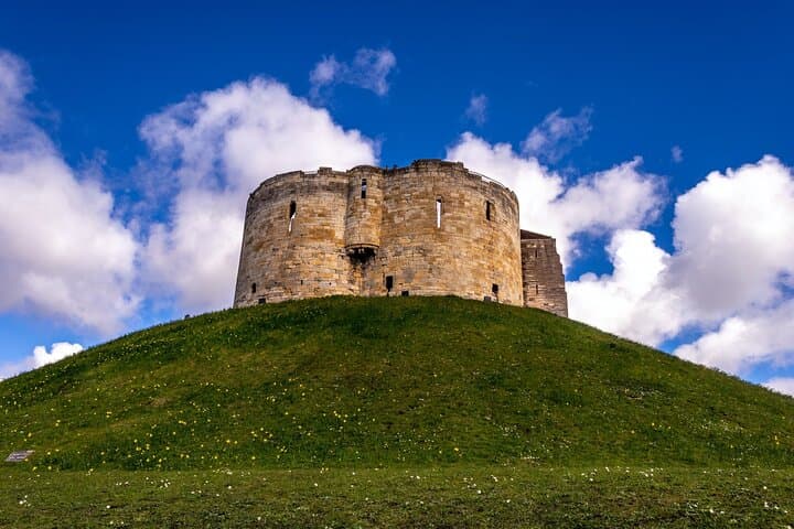 York Hidden-Gems Scavenger Hunt: Self-Guided City Adventure & Quiz photo 2
