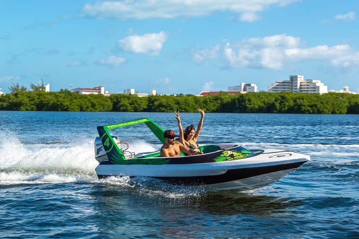 Drive-Your-Own Boat Through Cancún’s Nichupté Lagoon to Playa Conchitas photo 3