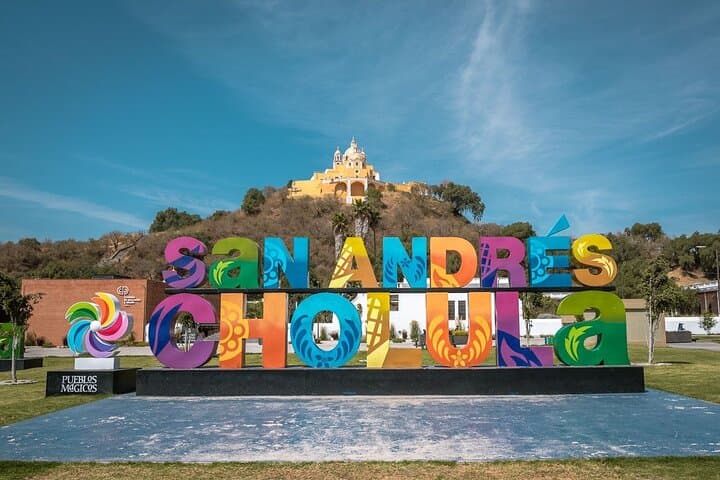 Explore Cholula & Puebla: Private Day Tour to the Great Pyramid, Baroque Churches, and Palafoxiana Library