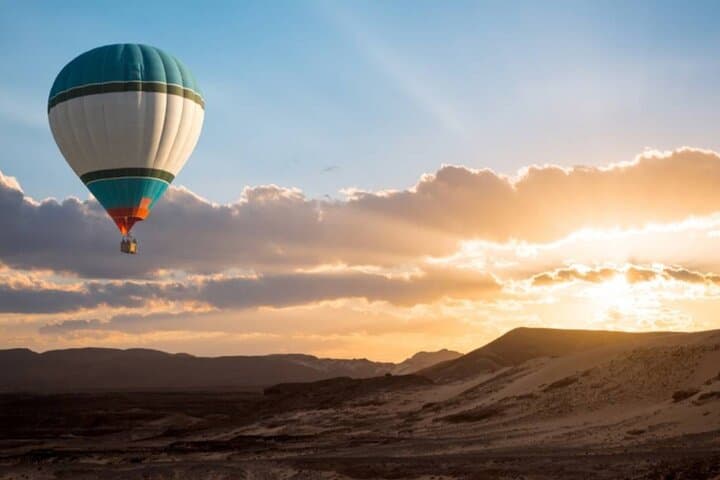 Sunrise Hot Air Balloon Over Dubai Desert Conservation Reserve — Half Day Flight photo 4