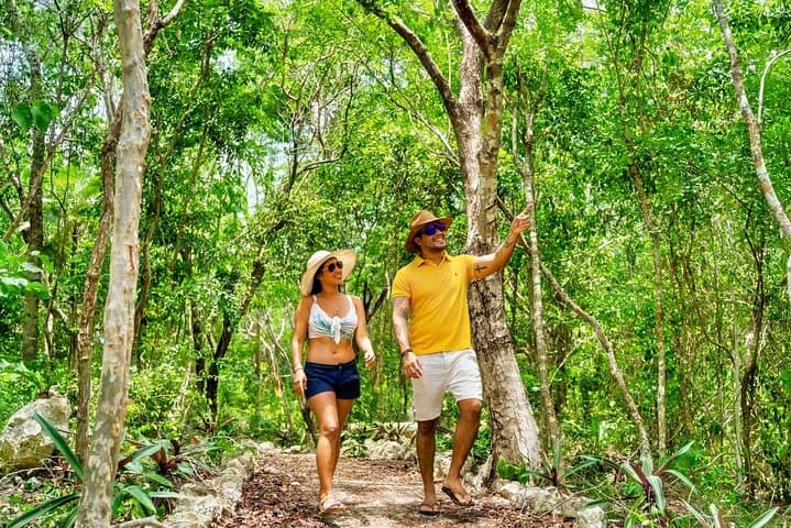 Chichén Itzá, Cenote Swim & Valladolid: Day Trip from Cancún with Lunch photo 5