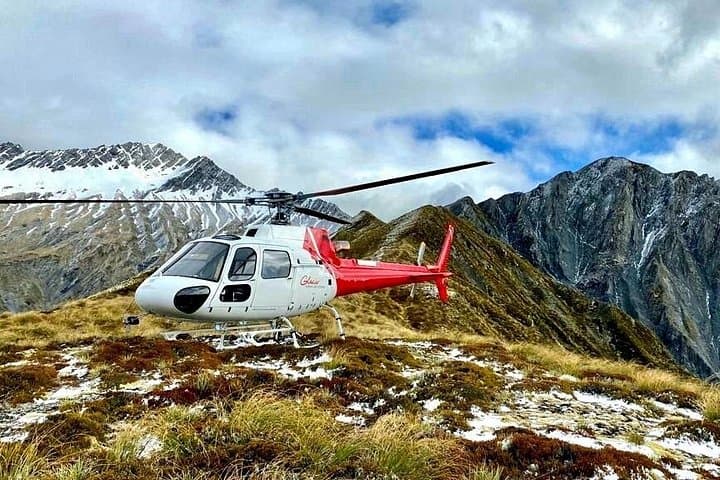30-Minute Alpine Scenic Flight from Queenstown — Skippers Canyon & Wakatipu Basin Views photo 2