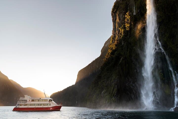 Milford Sound Helicopter Flight and Cruise from Queenstown: Half-Day Fiordland Adventure photo 2