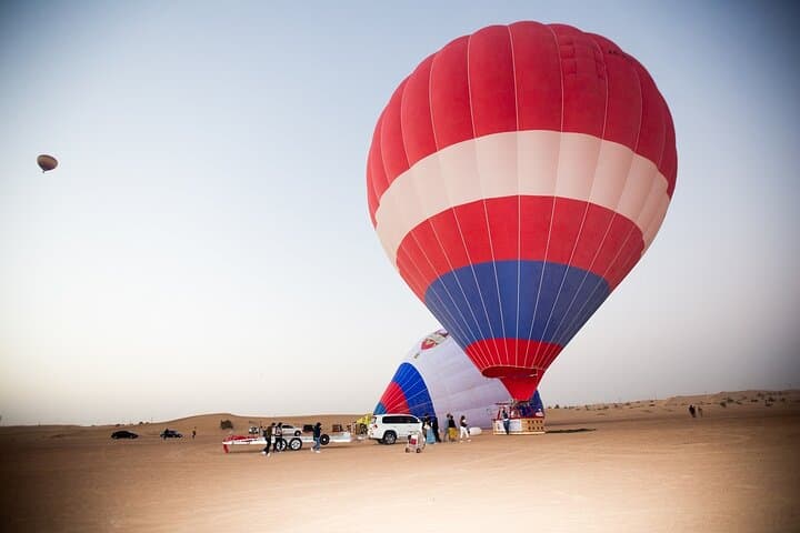 Dubai Hot Air Balloon Sunrise Ride Over the Desert photo 5