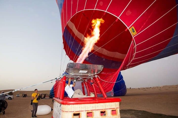 Dubai Desert Hot Air Balloon Sunrise Flight with Falcon Show photo 2