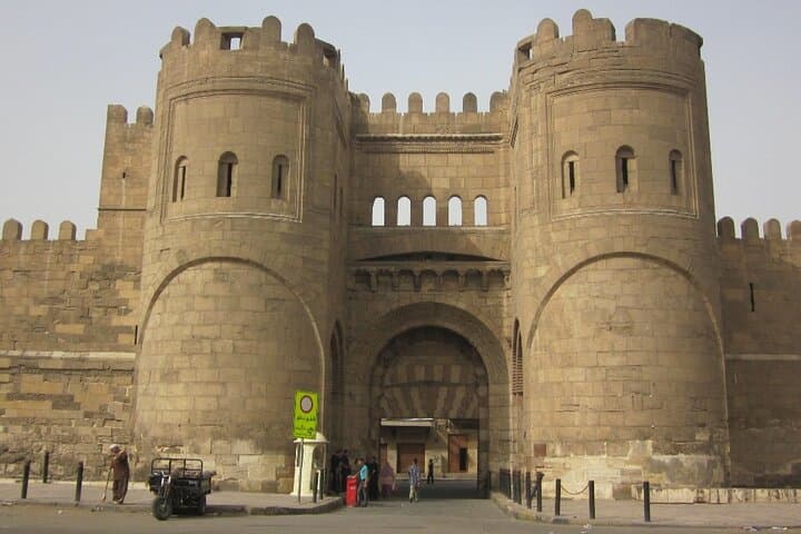 El-Muizz Street to Cairo Tower: Evening Dinner & Historic Cairo Walk photo 2