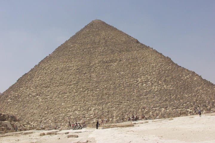 Private Day Tour to the Giza Pyramids and Egyptian Museum with Egyptologist photo 1