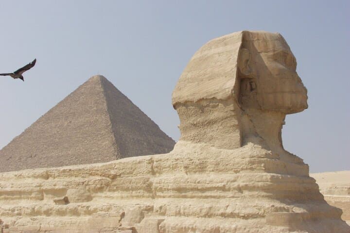 Private Day Tour to the Giza Pyramids and Egyptian Museum with Egyptologist photo 2