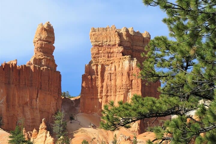 Zion and Bryce Canyon Day Tour from Las Vegas — Hoodoos, Canyons & Scenic Viewpoints