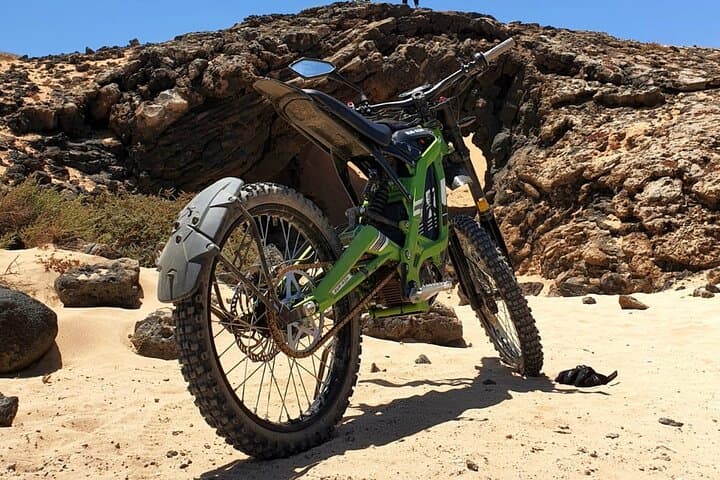 Electric E‑Bike Volcano Tour of Fuerteventura — Calderón Hondo & Coastal Sights photo 5