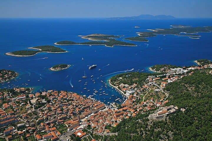 Dalmatian Route: Panoramic Flight Over Brač, Hvar, Šolta & Split