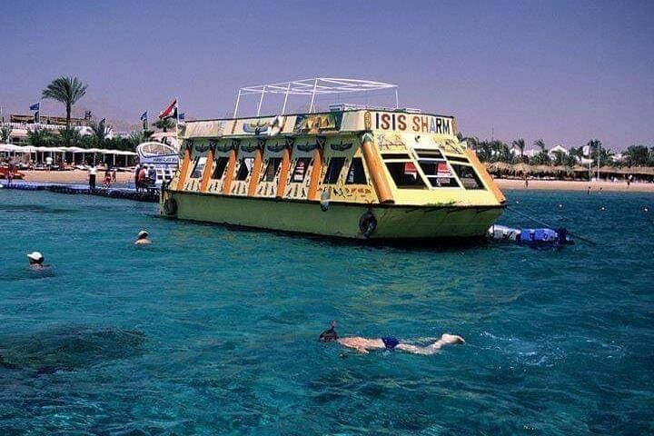 Sharm El Sheikh Sea Fun: Glass Bottom Boat, Parasailing & Tubing Combo photo 4