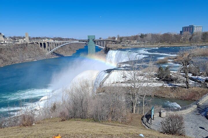 Niagara Wine Trail Private Guided Tour: 4–5 Wineries from Niagara Falls photo 3