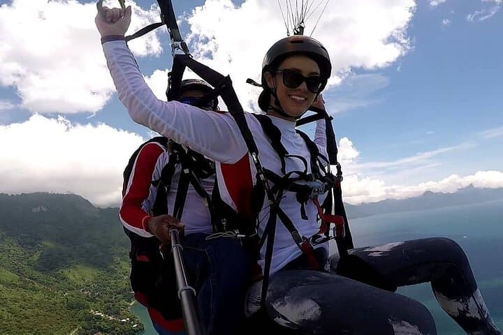 Paragliding and Kayaking at Lake Atitlán: Private Full-Day Adventure from Guatemala City photo 6