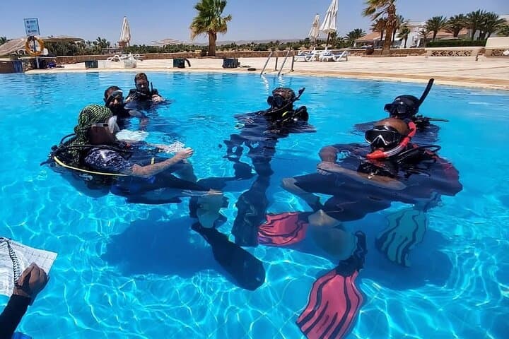 PADI Advanced Diving Course in Hurghada — Two-Day Red Sea Diving Intensive photo 2