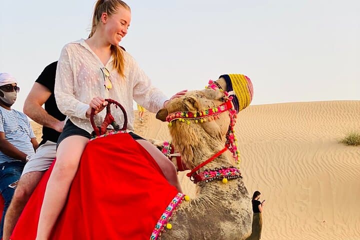 Abu Dhabi Morning Desert Safari: Dune Bashing & Sandboarding Adventure