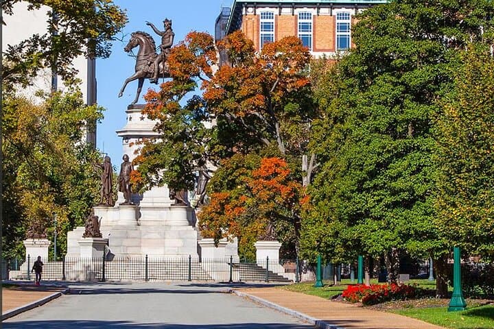 Richmond Downtown Walking Tour: 90–120 Minute Historic Stroll Through Capitol Square photo 4