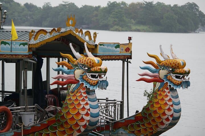 Hue by Night: Romantic Dragon Boat Dinner and Lantern Cruise on the Perfume River photo 2