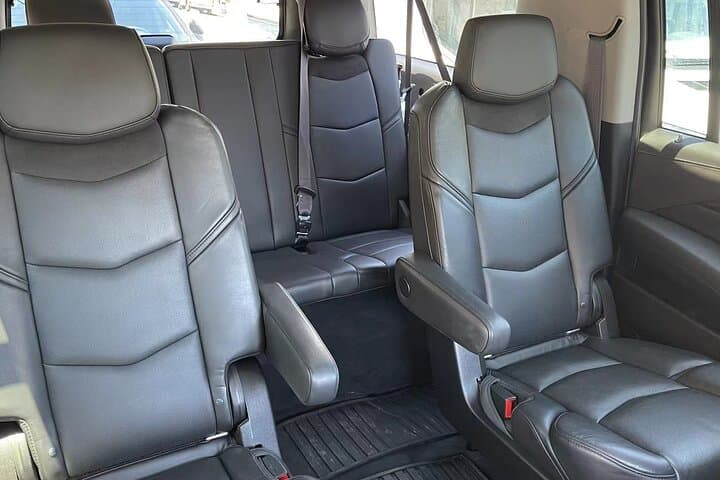 Private Black SUV Napa Valley Wine Tour — Luxury Winery Transportation and Chauffeured Tastings photo 4