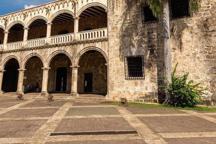 Santo Domingo Day Tour from Bayahibe — Colonial Zone, Tres Ojos & Columbus Lighthouse photo 1