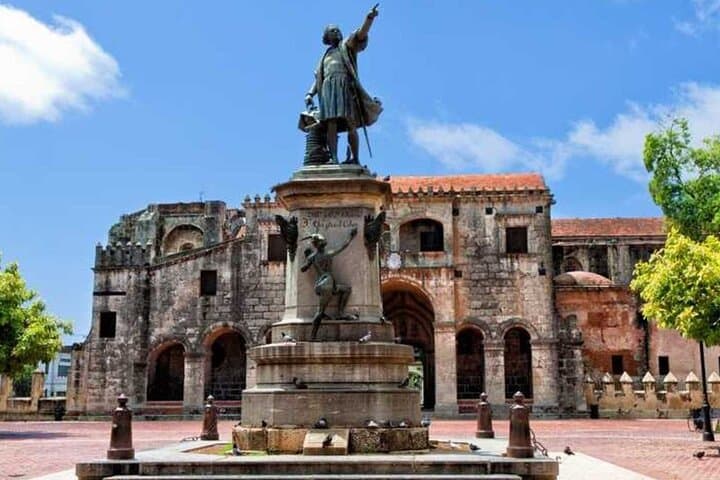 Santo Domingo Day Trip from Cap Cana — Colonial Zone, Los Tres Ojos & Columbus Lighthouse photo 1