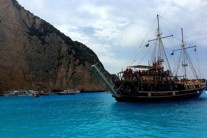 Half-Day Zakynthos Shipwreck & Blue Caves Cruise — Swim at Navagio & Sigia Beach photo 4