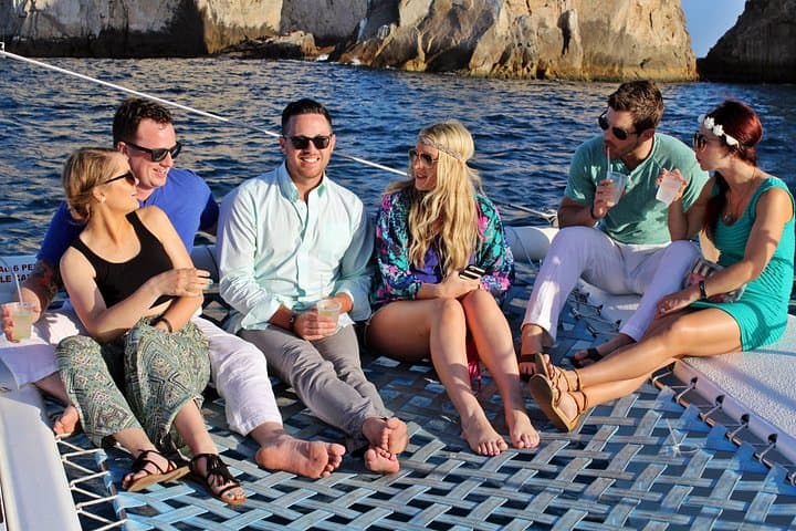 Cabo Sunset Party Cruise: 2-Hour Open-Bar Boat to El Arco & Sea Lions photo 3