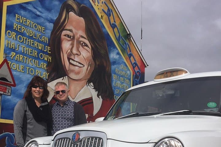 Belfast Black Cab Murals Tour: 90-Min Political History and Peace Walls photo 4