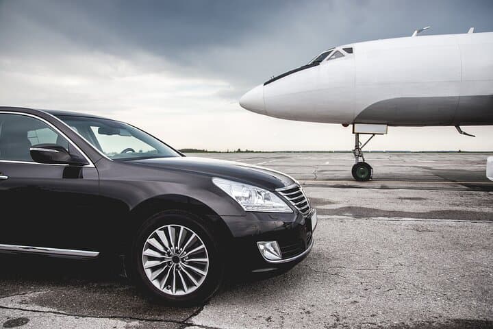 Private Transfer Dulles Airport (IAD) to Washington DC — Door-to-Door Black Car Service
