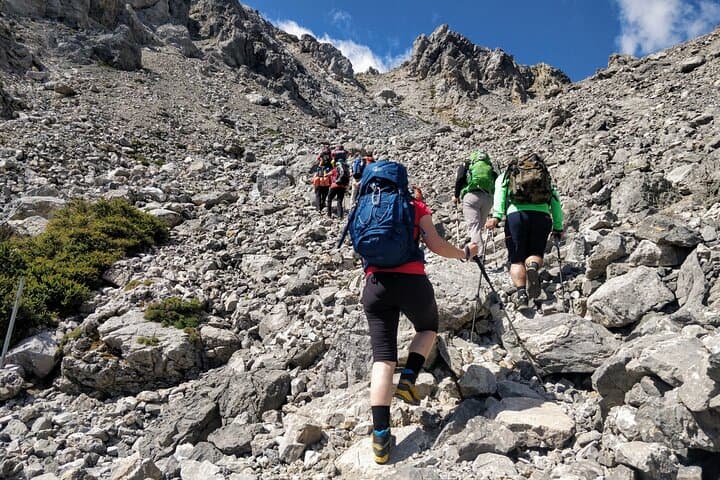 Climb to Lefka Ori Summit: Scaling Crete’s Majestic Gingilos Peak