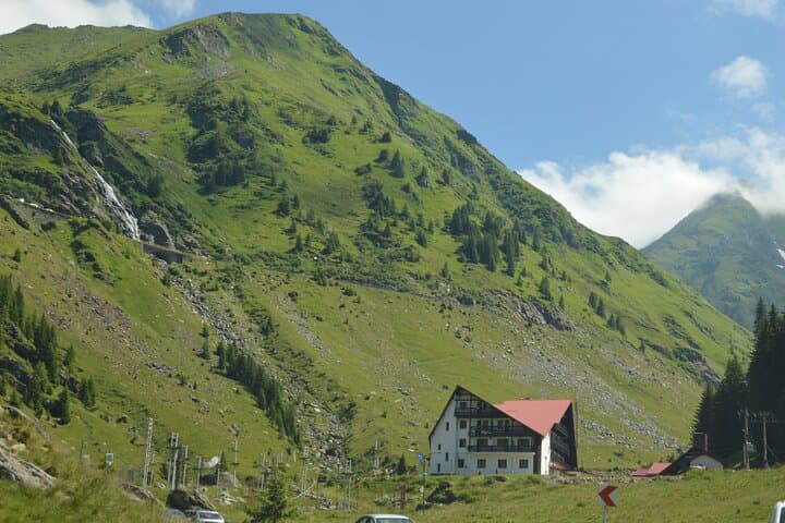 Drive the Transfagarasan: Private Scenic Tour from Bucharest photo 3