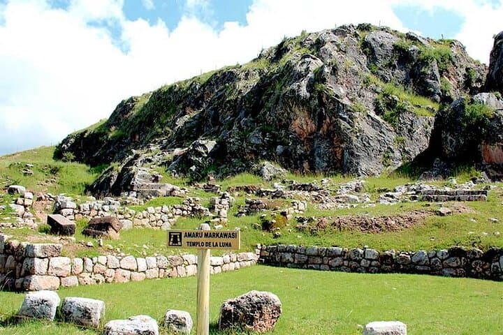Cusco Llama Hike: Half-Day Acclimatization on Ancient Inca Trails photo 6