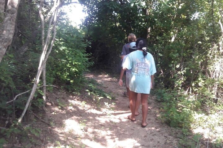 Huatulco Half-Day Snorkel and Hike: La Entrega Reef to Cacaluta Bay