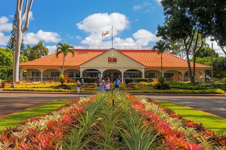 Oahu Grand Circle Island Tour: North Shore, Byodo-In Temple & Snorkel photo 2