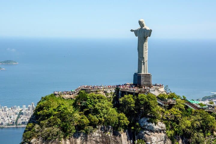 Private Rio de Janeiro Day Tour: Corcovado & Sugarloaf Cable Car Experience photo 3