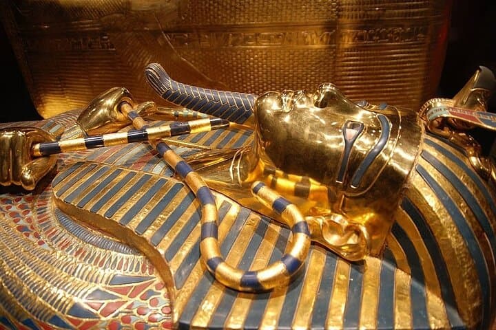Full-Day Private Tour: Giza Pyramids, National museum of Egyptian Civilization & Khan El Khalili photo 4
