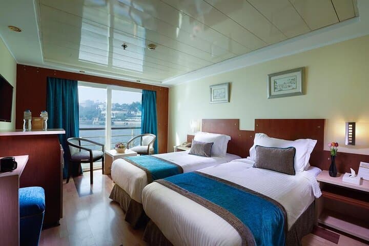 Nile Cruise Aswan to Luxor: 2-Night Cruise with Temples & Hot Air Balloon photo 2