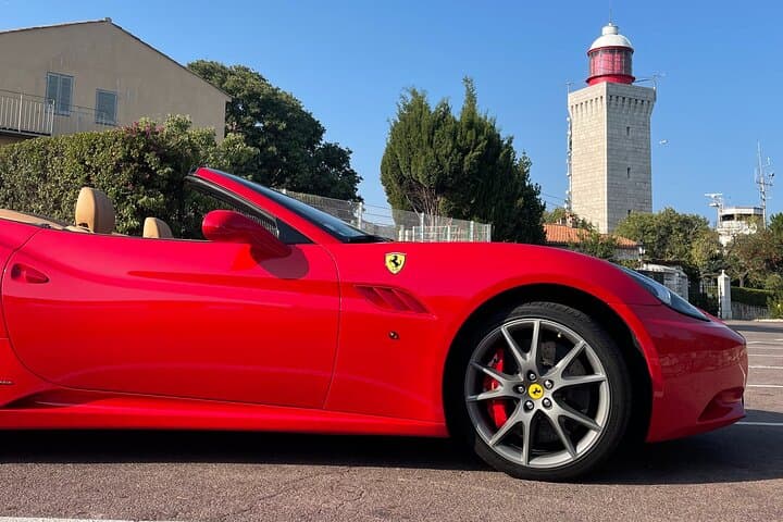 Coastal Ferrari Tour of Juan-les-Pins & Cap d'Antibes — Convertible Photo Drive photo 6
